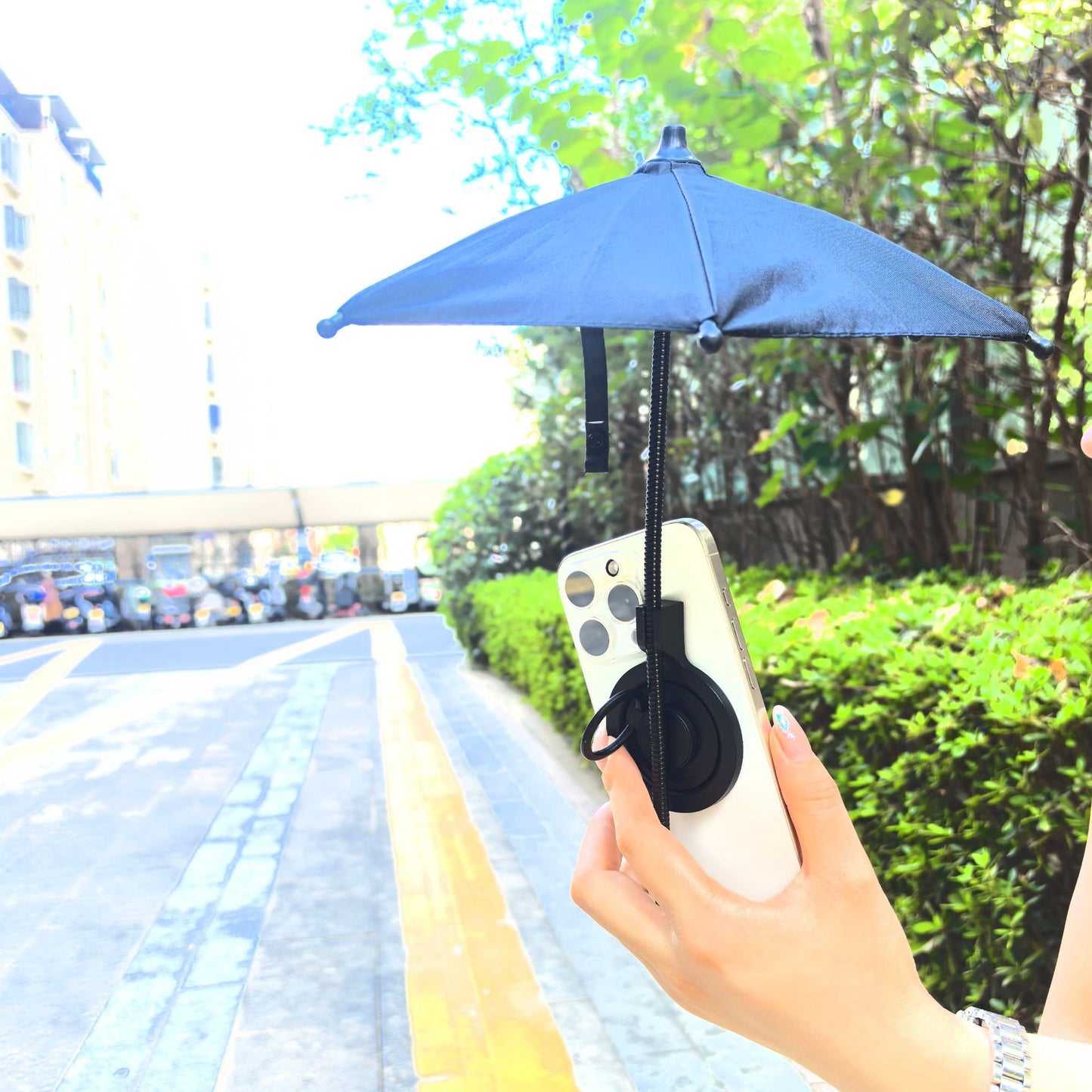 Blue Magnetic Phone Umbrella Sun Shade - Clear Outdoor Screen Visor, Anti-Glare Mini Parasol for iPhone